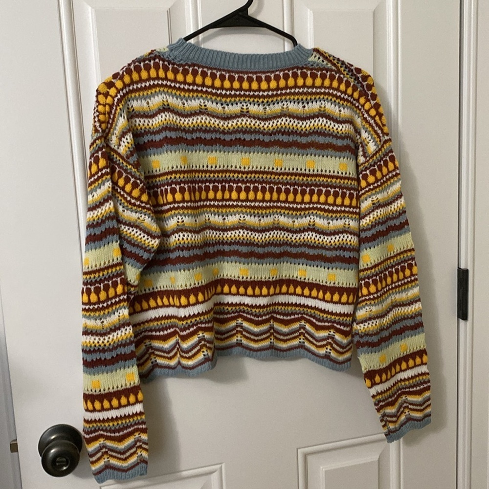 SHEIN Yellow and BlueCrew Neck Sweater with Geometric Patterns - Picture 6 of 6